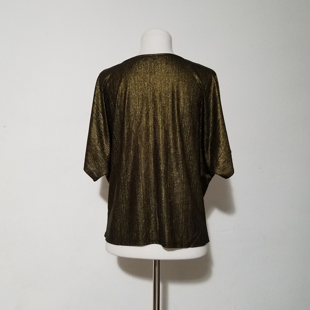 Code × Mode Gold Top - Picture 3 of 8